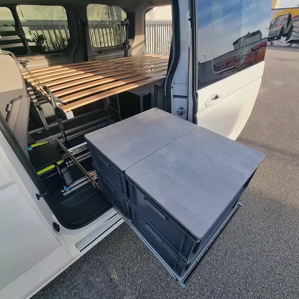 easygoinc. vanlife.module SLIDEOUT Schiebetürauszug 61x81cm für VW T7 Multivan ab 2021