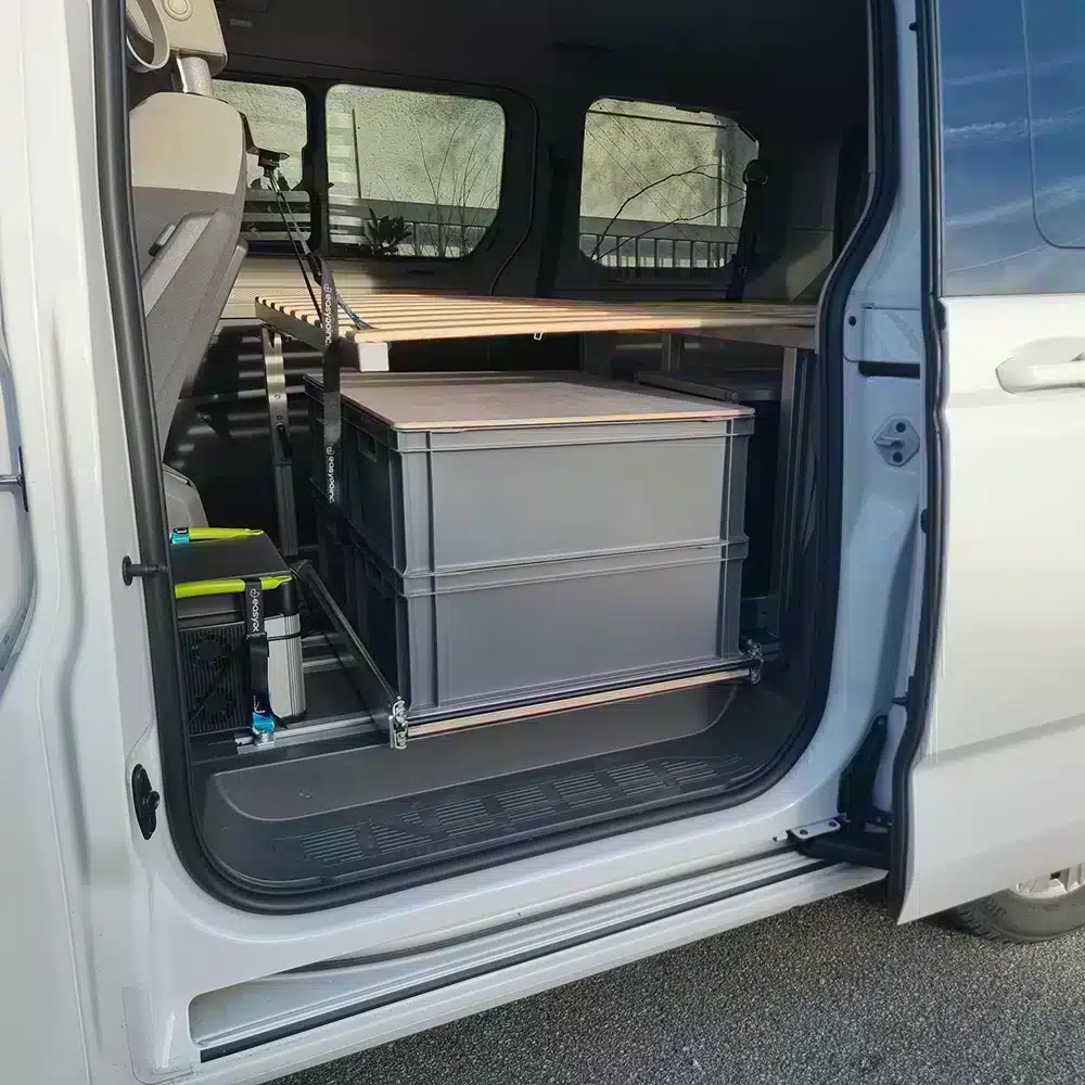shop_produkt_easygoinc_vanlife_module_slideout_schiebetürauszug_61x81cm_für_vw_t7_multivan_ab_2021_02