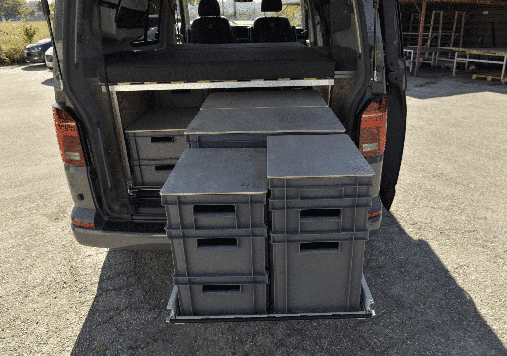 Slideout 2.0 60x120 im VW Bus
